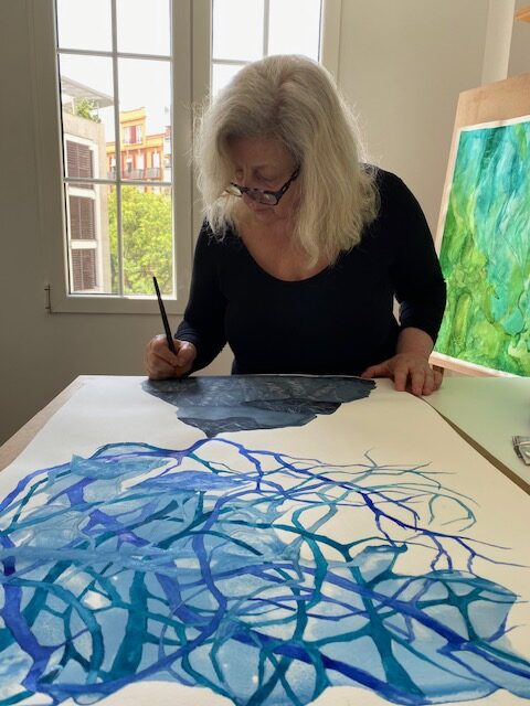 haiku con pintura abstracta - azul